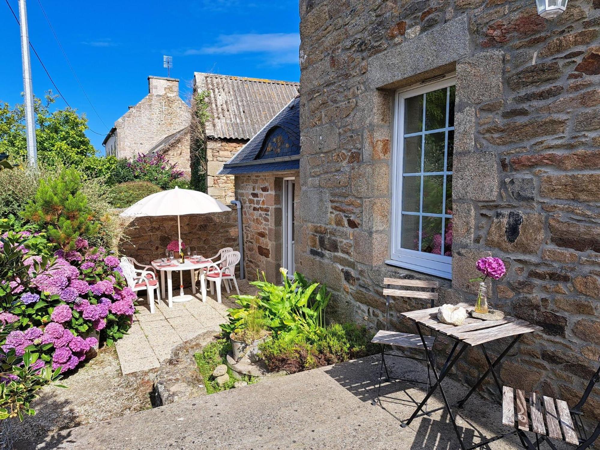Natural Stone House Close To The Sea, Lannilis エクステリア 写真
