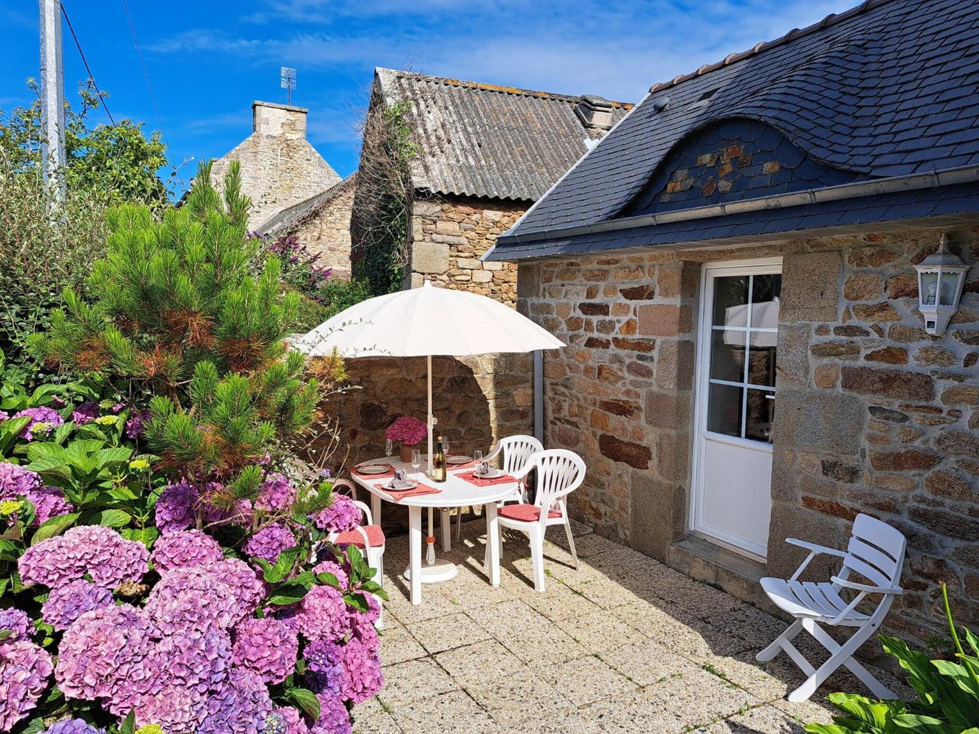Natural Stone House Close To The Sea, Lannilis エクステリア 写真